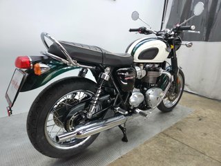 TRIUMPH BONNEVILLE T120 2018 7948 kms.