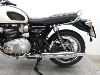 TRIUMPH BONNEVILLE T120 2018 7948 kms.