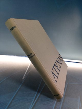 Atenas, Ciudad de dioses. De la prehistoria al 338 a. C., Angelo Procopiou. Editorial Argos, 1965.