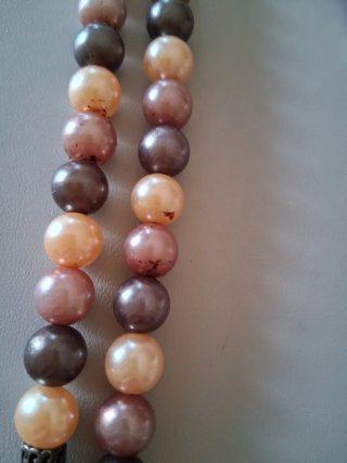 Collar Doble Hilera con Broche (Estilo Vintage)