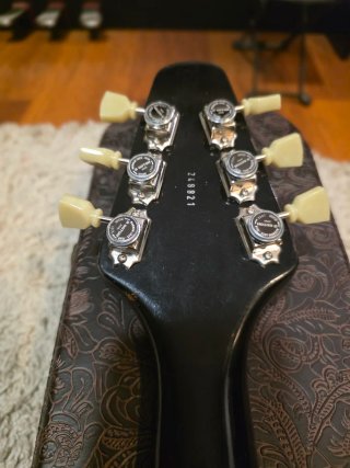 Maybach Jetwing M Vintage Gibson Flying V Guitarra