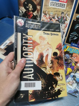 Lote 17 cómics variados, LEAVE IT TO CHANGE, NEW STATESMEN, NINJAK, ULTIMATE ADVENTURES