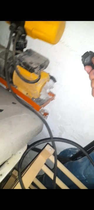 Depósito de fibra para agua 1000 más bomba