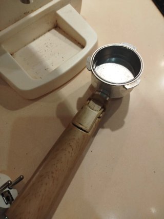 Cafetera Express Ufesa con Brazo