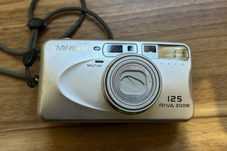 Minolta Riva Zoom 125 Fotocamera Compatta Vintage