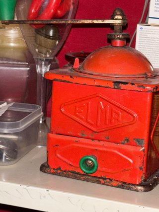 Molinillo de café antiguo ELMA 1925.en granada