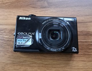 Nikon Coolpix S6100 16MP 7x Zoom Touchscreen