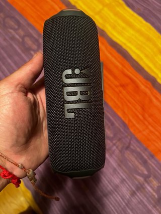 JBL Flip 7 Tomorrowland Edición Limitada