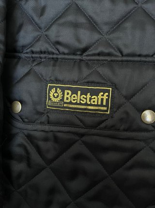 Chaqueta Belstaff acolchada negra