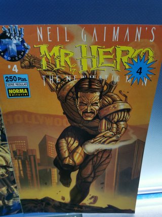 Lote 5 cómics Mr.Hero, Neil Gaiman