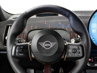 MINI MINI Countryman John Cooper Works ALL4 221 kW (301 CV)