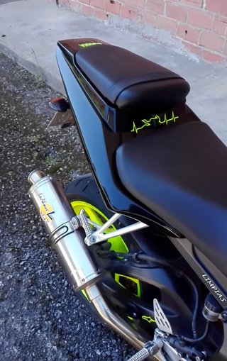 Escape Leovince YAMAHA MT 125