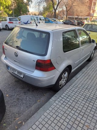 Volkswagen Golf 2000