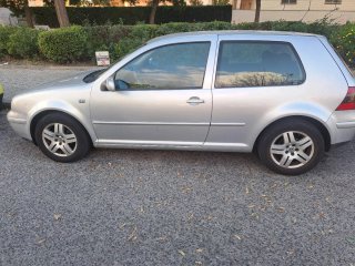 Volkswagen Golf 2000