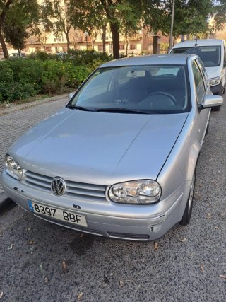 Volkswagen Golf 2000
