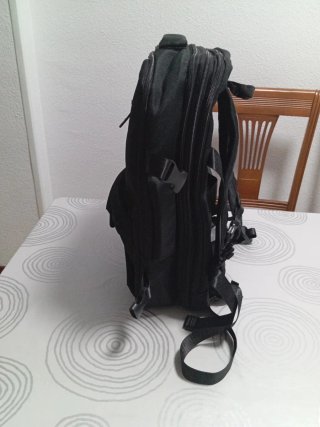 Mochila de viaje cabina avión negra