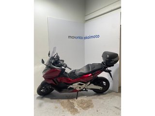 Honda Forza 750