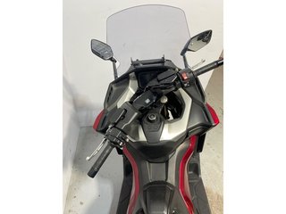 Honda Forza 750