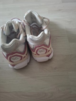 ASICS Bambas rosas y plateadas