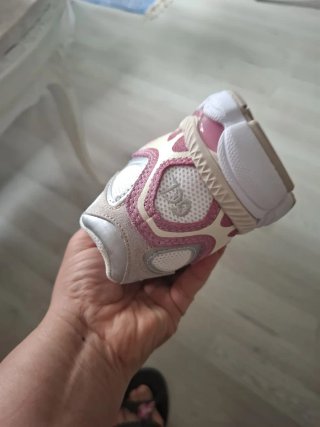 ASICS Bambas rosas y plateadas