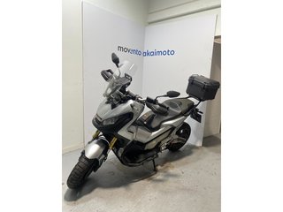 Honda ADV 750