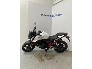 Honda CB750 Hornet