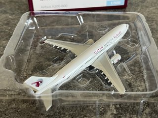 Avión AIRBUS A300-600 QATAR AIRWAYS Herpa 1/500
