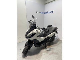 Honda ADV 350
