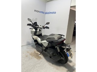 Honda ADV 350