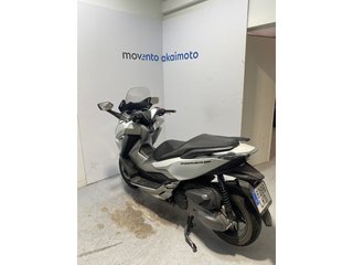 Honda Forza 300