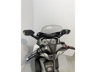 Honda Forza 300