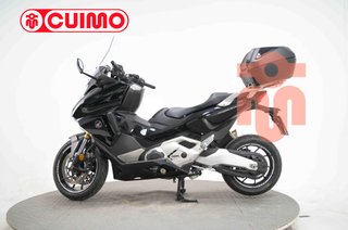 HONDA FORZA 750