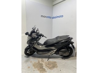 Honda Forza 300
