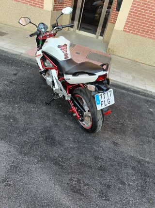 Kawasaki ER-6n A2 Limitada