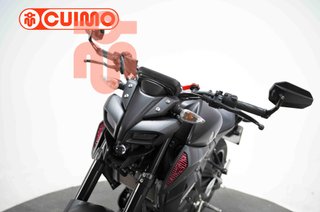 YAMAHA MT 125