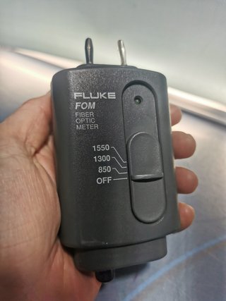 Medidor de fibra optica Fluke FOM buen estado