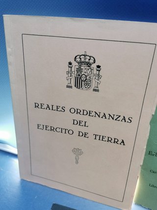 Lotteria di libri e collezionismo militare