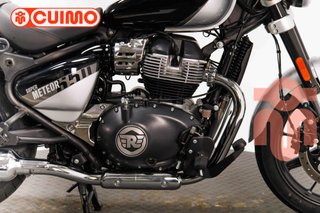 ROYAL ENFIELD SUPER METEOR 650