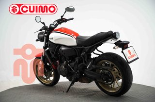 YAMAHA XSR 700