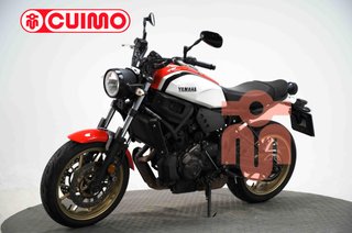 YAMAHA XSR 700