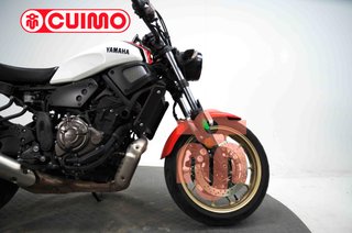 YAMAHA XSR 700