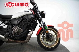 YAMAHA XSR 700