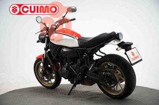 YAMAHA XSR 700