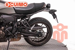 YAMAHA XSR 700
