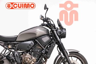 YAMAHA XSR 700