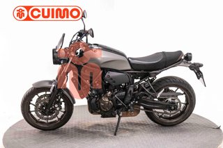 YAMAHA XSR 700