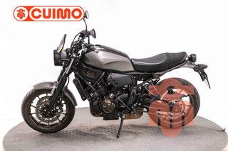 YAMAHA XSR 700