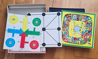 Juego de mesa Superpoly