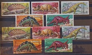 10 Sellos Nuevos Dinosaurios Fujiera
