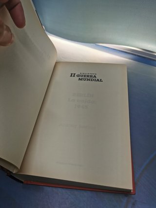 Libro  BERLÍN . LA CAÍDA 1945 - ANTONY BEEVOR